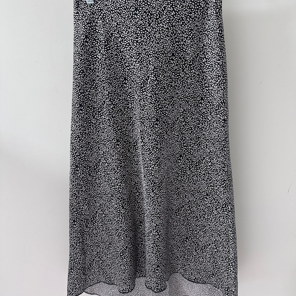 Elegant Black and White Patterned Skirt